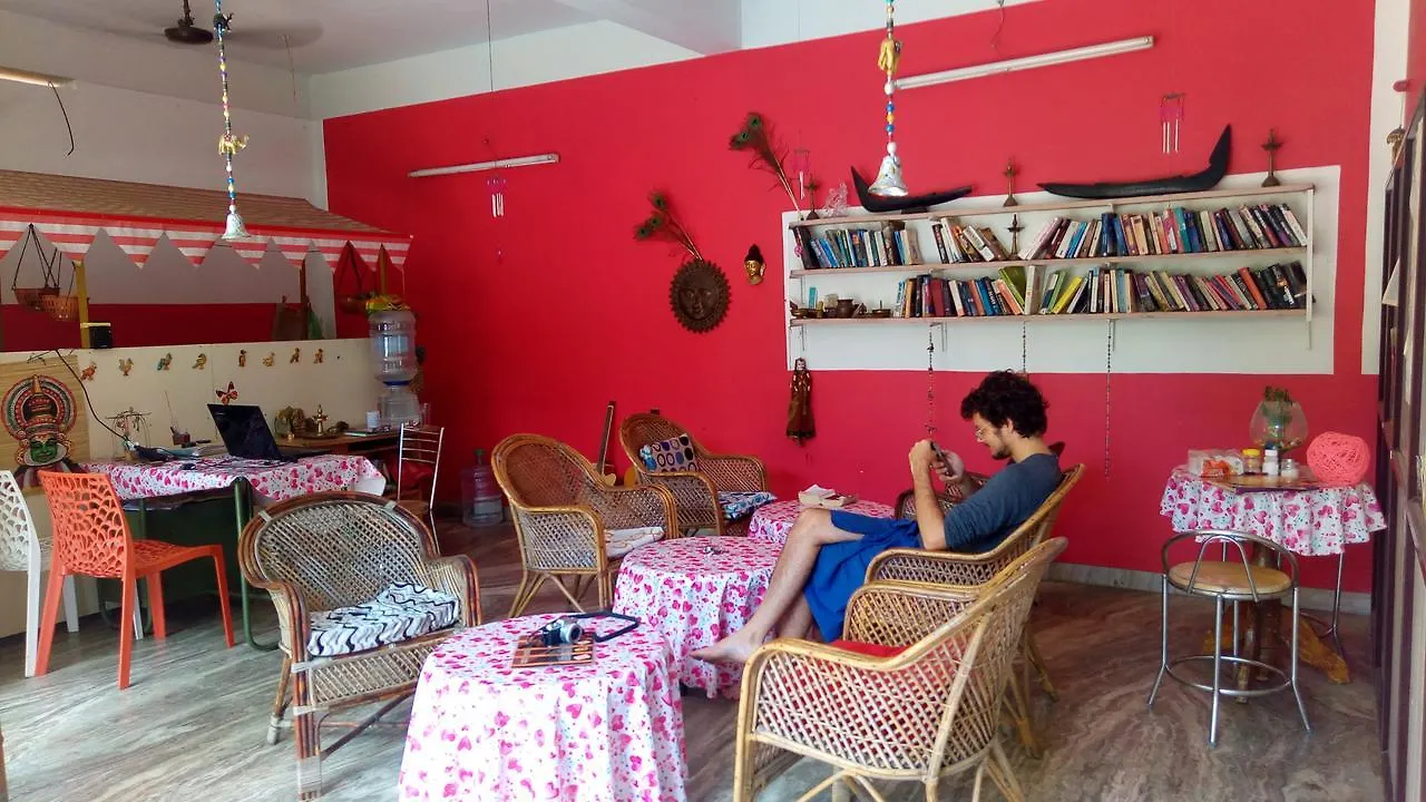Nanni Backpackers Hostel Alappuzha